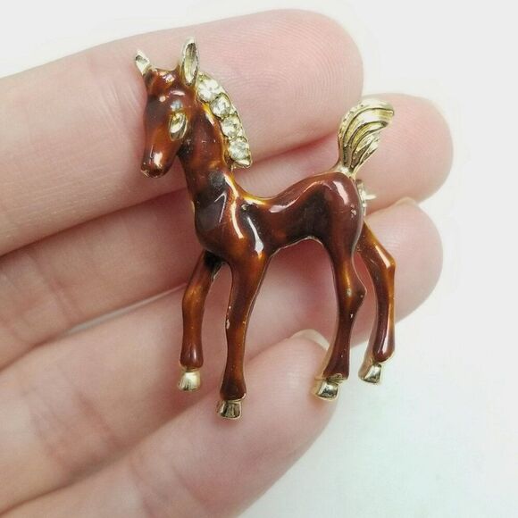 Vintage Tiny Horse Brooch, Brown Enamel Lapel Pin, Retro Estate - Picture 2 of 6